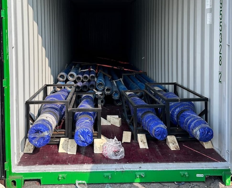 أكملت شركة Tianjin Geostar إعداد البضائع مثل ملحقات منصة الحفر 2000 حصان في غضون أسبوعين وشحنتها إلى الهند